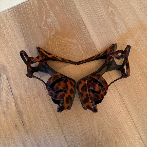 Saint Laurent Calf hair animal Print T strap High Heel Sandals 37.5 ✨ NEW - Picture 5 of 10